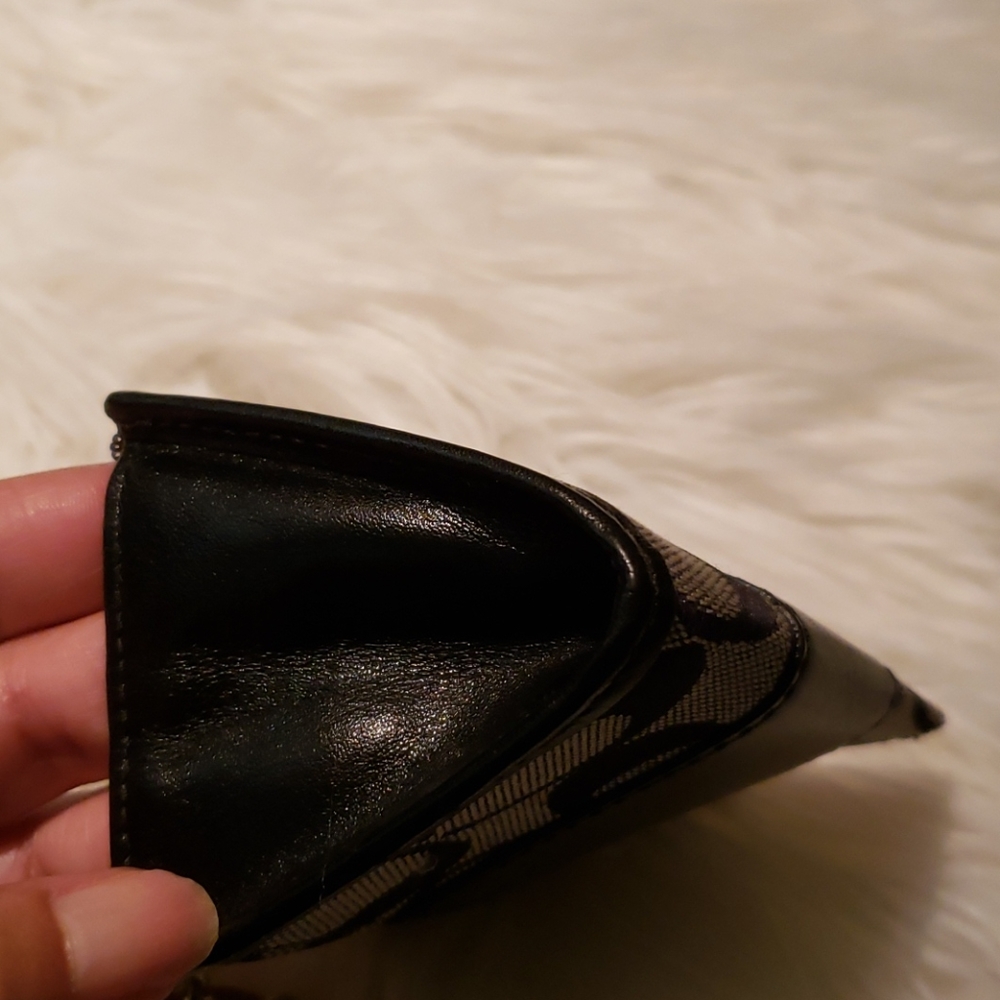 Coach Coin / Card Holder w/ keyring - Picture 7 of 8
